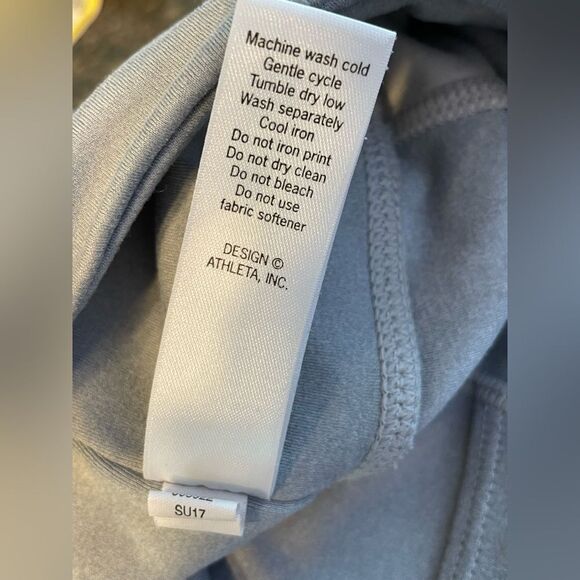 Athleta Cropped Leggings Mesh Trim Gray M - Picture 9 of 9